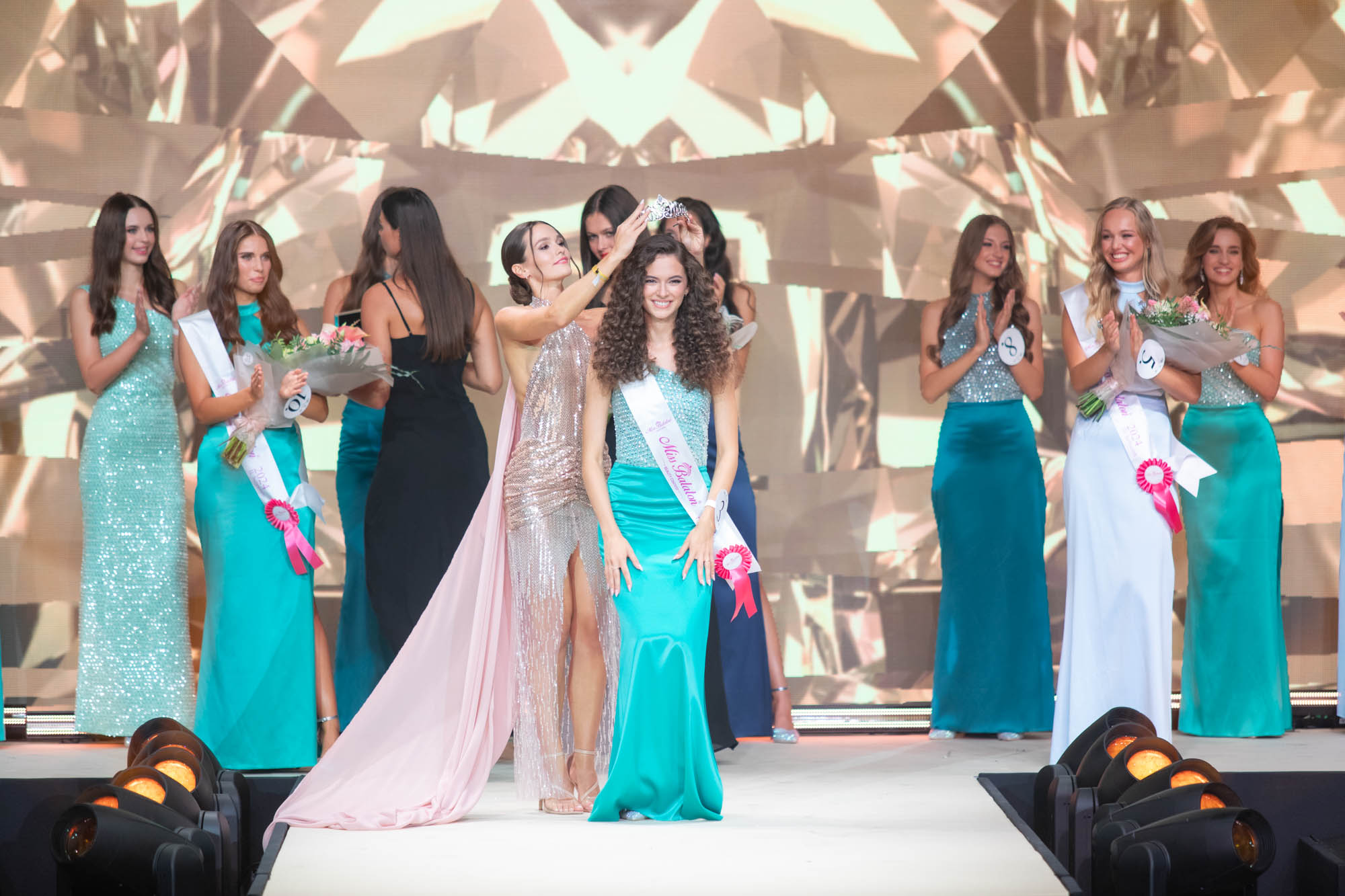 Epres Panni és Gelencsér Timi ezt tanácsolják azoknak, akik a Miss Balaton koronájára vágynak