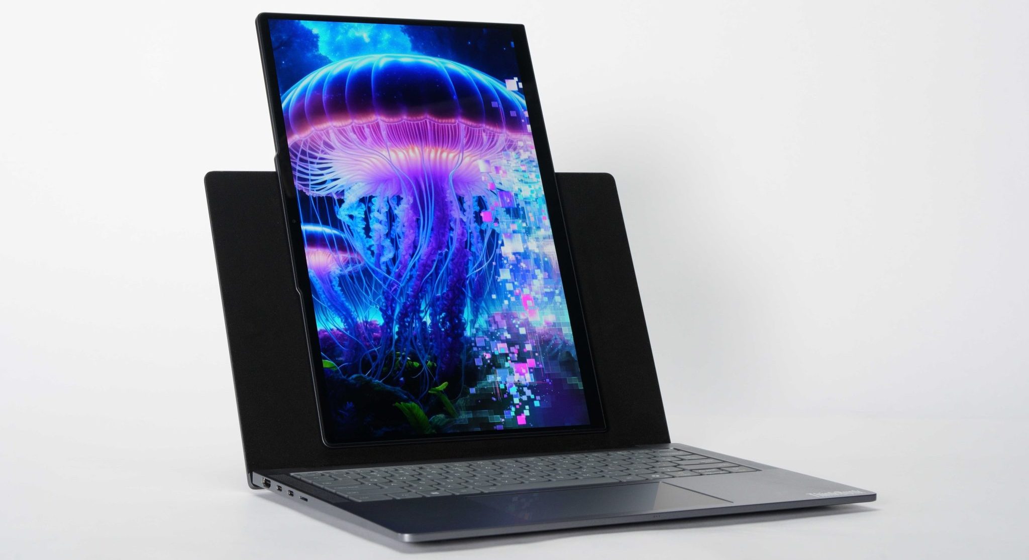 A Lenovo bemutatja az AI-alapú eszközök és élmények teljes portfólióját a fogyasztói, üzleti és mobil szegmensben
