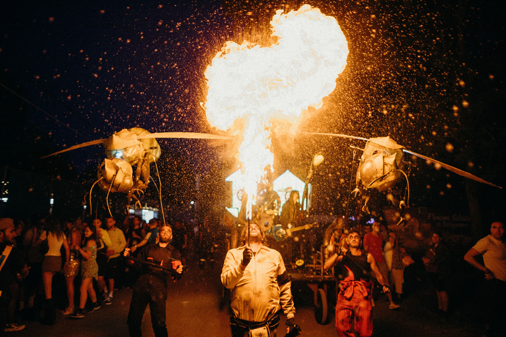 Alakul a '26-os Sziget, megérkeztek az első nevek